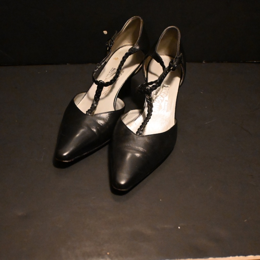 Women's Salvatore Ferragamo shoes size 7.5